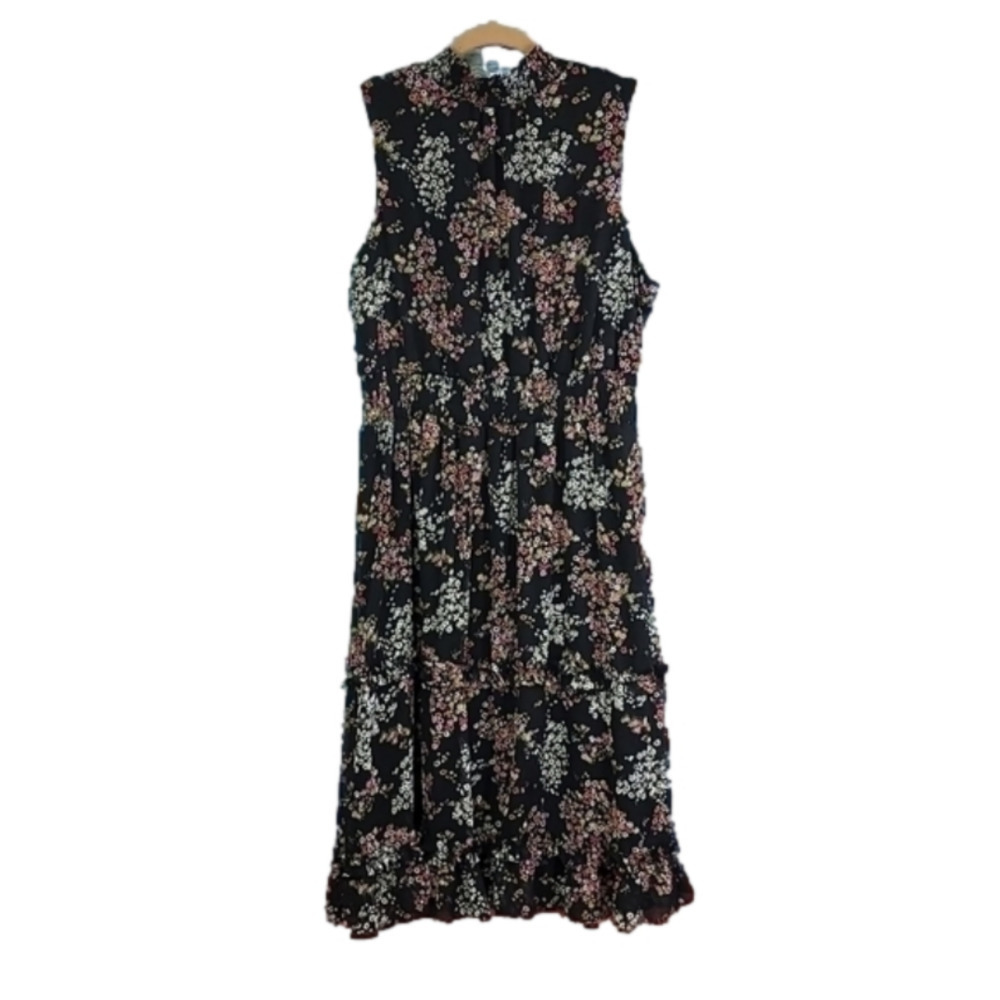 𝅺SAM and Jess floral dress size XL